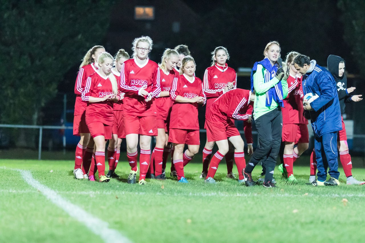 Bild 301 - Frauen SG Krempe/ETSV F. Glueckstadt - TSV Heiligenstedten : Ergebnis: 8:0